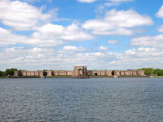 Les Arcades du Lac, Ricardo Bofill Taller de Arquitectura Ricardo Bofill Taller de Arquitectura