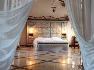 Provence Villa in İstanbul, Orkun Indere Interiors Orkun Indere Interiors Camera da letto rurale
