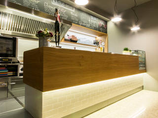 Poldo burger bar, Maranco Architetti Maranco Architetti Commercial spaces