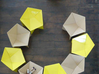 The Star Chair, Millar+Howard Workshop Millar+Howard Workshop Soggiorno minimalista