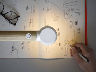 Manu Desk Lamp, SYLVAIN AEBISCHER SYLVAIN AEBISCHER Escritórios e Espaços de trabalho