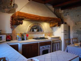 Cucina La Mangiatoia, Porte del Passato Porte del Passato Rustic style kitchen