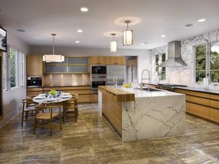 Kitchens, Marmi di Carrara Marmi di Carrara Dapur: Ide desain interior, inspirasi & gambar Bench tops