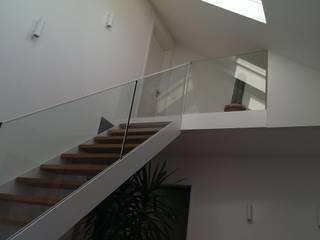 Sanierung, fischerarchitektur fischerarchitektur Couloir, entrée, escaliers modernes