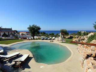 PISCINA NATURAL – SANTA MARIA DI LEUCA – Puglia, SYS PISCINE SYS PISCINE Piscina in stile mediterraneo