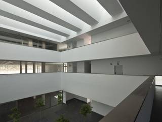 Centro de Formación y Empleo en Energías Renovables y Medioambiente, alba ceacero arquitectos alba ceacero arquitectos Rooms