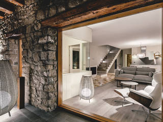 Rehabilitación en la Cerdanya, dom arquitectura dom arquitectura غرف اخرى اكسسوارات الحيوانات الاليفة