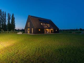 Duurzame Schuurwoning, schipperdouwesarchitectuur schipperdouwesarchitectuur Espaços