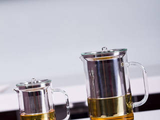 SIGN 0.6l & 1.2l - Teapot with integrated warmer, Trendglas Jena GmbH Trendglas Jena GmbH モダンな 家