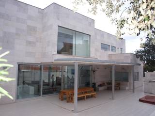 Casa en el campo, ABR ARQUITECTOS ABR ARQUITECTOS 모던스타일 주택