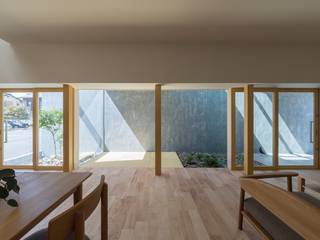 Kusatsu House, ALTS DESIGN OFFICE ALTS DESIGN OFFICE Modern living room