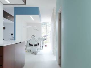 Kitaoji Dental Clinic, ALTS DESIGN OFFICE ALTS DESIGN OFFICE Eklektyczny