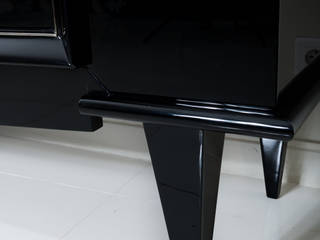 Exceptional sideboard in black lacquer circa 1945, BDV Deco et Dany Art design BDV Deco et Dany Art design Otros espacios