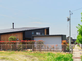 多角形の家 POLYGONAL HOUSE TOYAMA，JAPAN, 水野建築研究所 水野建築研究所 منازل