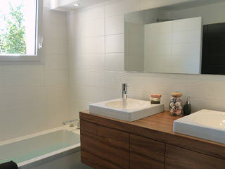 Réaménagement d'une chambre et d'une salle de bain pour des particuliers , Florian PRESLE Florian PRESLE Klassieke badkamers