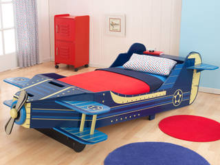 Aeroplane Toddlers Bed Cuckooland Habitaciones para niños de estilo moderno Camas y cunas