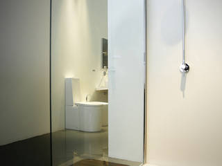 DOCCIA FILOPAVIMENTO, GAL srl GAL srl Modern style bathrooms