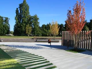 Aménagement d'un Parc et création d'une passerelle, Christian Larroque Christian Larroque Moderne tuinen