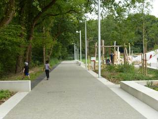 Parc de la Savèze à Saint-Herblain, AGENCE L'ANTON & ASSOCIÉS AGENCE L'ANTON & ASSOCIÉS Habitaciones