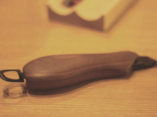 Wooden cutter, 톤 퍼니처 스튜디오 톤 퍼니처 스튜디오 Bureau moderne