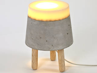 CONCRETE table/floor lamps, RENATE VOS product & interior design RENATE VOS product & interior design Industriale Wohnzimmer
