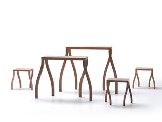 Walking Family, alessandro loschiavo designs alessandro loschiavo designs Salas de estilo minimalista