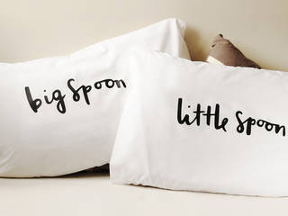 Big Spoon, Little Spoon pillows, Old English Company Old English Company 臥室