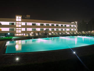Hotel Vittoria Resort e SPA ****S, MELLOGIARDINI EXTERIOR DESIGNERS MELLOGIARDINI EXTERIOR DESIGNERS Garden Swim baths & ponds