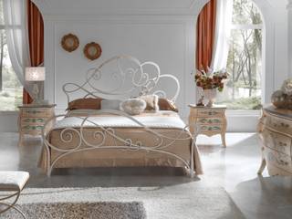 Letti in ferro battuto, Ferrari Arredo & Design Ferrari Arredo & Design Colonial style bedroom Beds & headboards