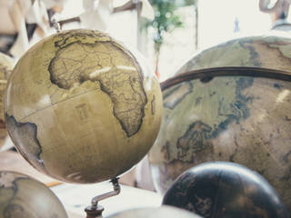 Livingstone Globe by Bellerby & Co, Bellerby and Co Globemakers Bellerby and Co Globemakers Modern Houses