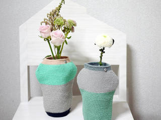 Knit China, ATELIER JUNNNE ATELIER JUNNNE Scandinavian style living room Accessories & decoration