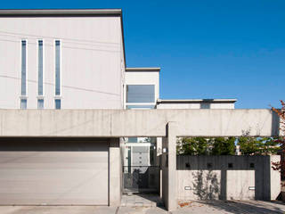 久安の家｜プライベートな外部空間を持つ住宅, 家山真建築研究室 Makoto Ieyama Architect Office 家山真建築研究室 Makoto Ieyama Architect Office 모던스타일 주택