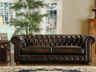 Vintage Design Living Room with Chesterfield Sofa, Locus Habitat Locus Habitat Living room