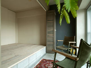 寝室＋土間 TATO DESIGN：タトデザイン株式会社 Modern Bedroom