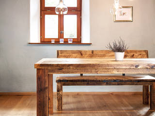 dining set, edictum - UNIKAT MOBILIAR edictum - UNIKAT MOBILIAR ラスティックデザインの ダイニング テーブル