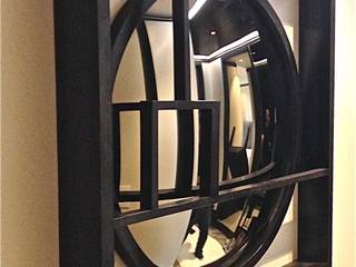 Bespoke Wooden Frame - Convex Mirror Alguacil & Perkoff Ltd. Moderne Ankleidezimmer Spiegel