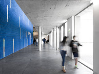 Escola Secundária Braamcamp Freire, CVDB Arquitectos CVDB Arquitectos مساحات تجارية