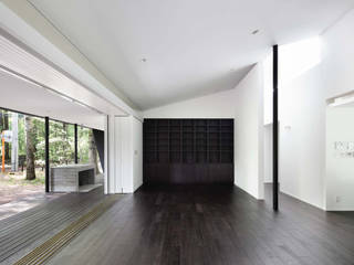 018軽井沢Cさんの家, atelier137 ARCHITECTURAL DESIGN OFFICE atelier137 ARCHITECTURAL DESIGN OFFICE Living room Wood Wood effect
