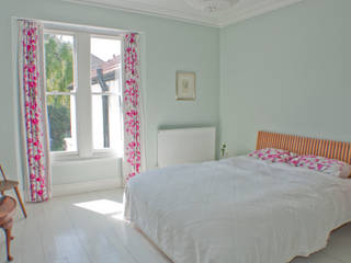 Bedroom with Marimekko curtains Dittrich Hudson Vasetti Architects Modern style bedroom