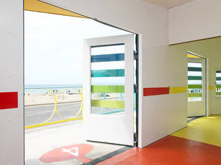 The Seagull & The Windbreak Accessible Beach Huts, Bournemouth (with Peter Francis Lewis) , ABIR Architects ABIR Architects