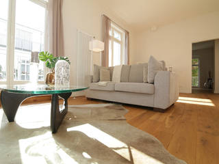 Berlin home staging i, edit home staging edit home staging Salas de estar ecléticas