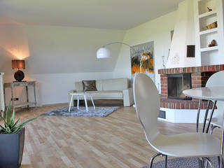 Home Staging EFH mit Einliegerwohnung bei Bad Bramstedt, wohnhelden Home Staging wohnhelden Home Staging Modern Living Room