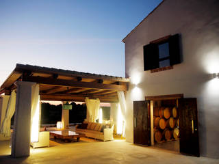 Bodegas Alvarez Nölting. Requena., 3 M ARQUITECTURA 3 M ARQUITECTURA Commercial spaces Commercial Spaces