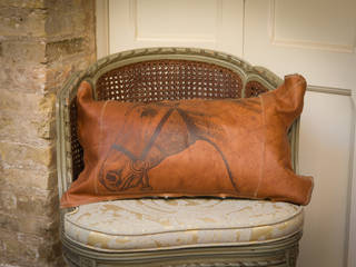Handmade Leather Cushions, Lu Ink Lu Ink Habitaciones de estilo ecléctico