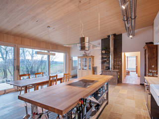 Energieeffizienter Bungalow im Weißtannenkleid, Abendroth Architekten Abendroth Architekten Modern kitchen