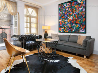 f12 Photography Eclectic style living room