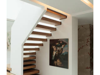 Glass House, Sophie Nguyen Architects Ltd Sophie Nguyen Architects Ltd Modern corridor, hallway & stairs