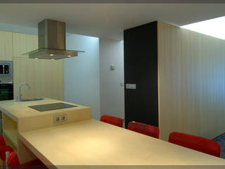 Apartamento en Juan de Itziar.., Estudio TYL Estudio TYL ห้องครัว