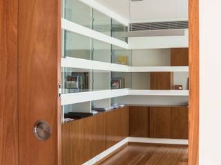 Casa JD, Atelier d'Arquitetura Lopes da Costa Atelier d'Arquitetura Lopes da Costa Puertas y ventanas de estilo moderno