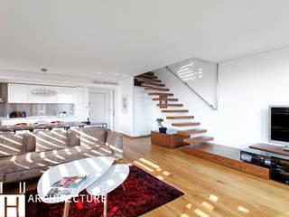 DICLE HOKENEK ARCHITECTURE Modern corridor, hallway & stairs